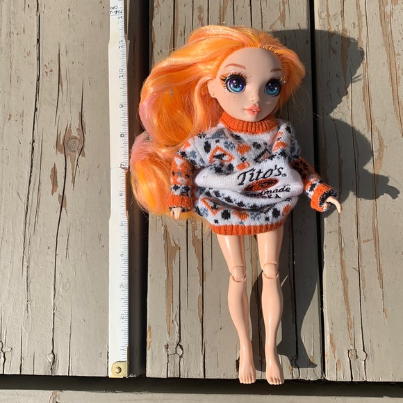 Poppy Rowan Rainbow High with Tito’s Vodka sweater - Picture 13 of 13